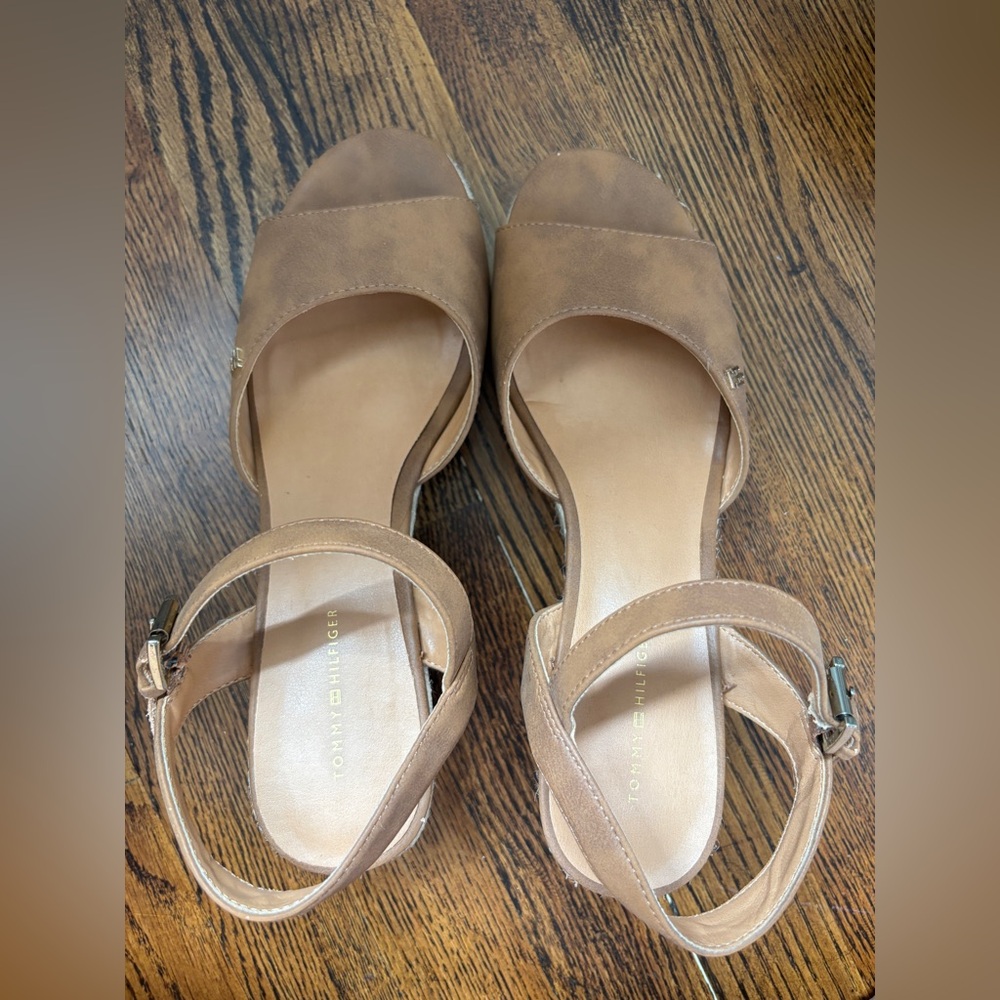 Tommy Hilfiger Brown Wedges